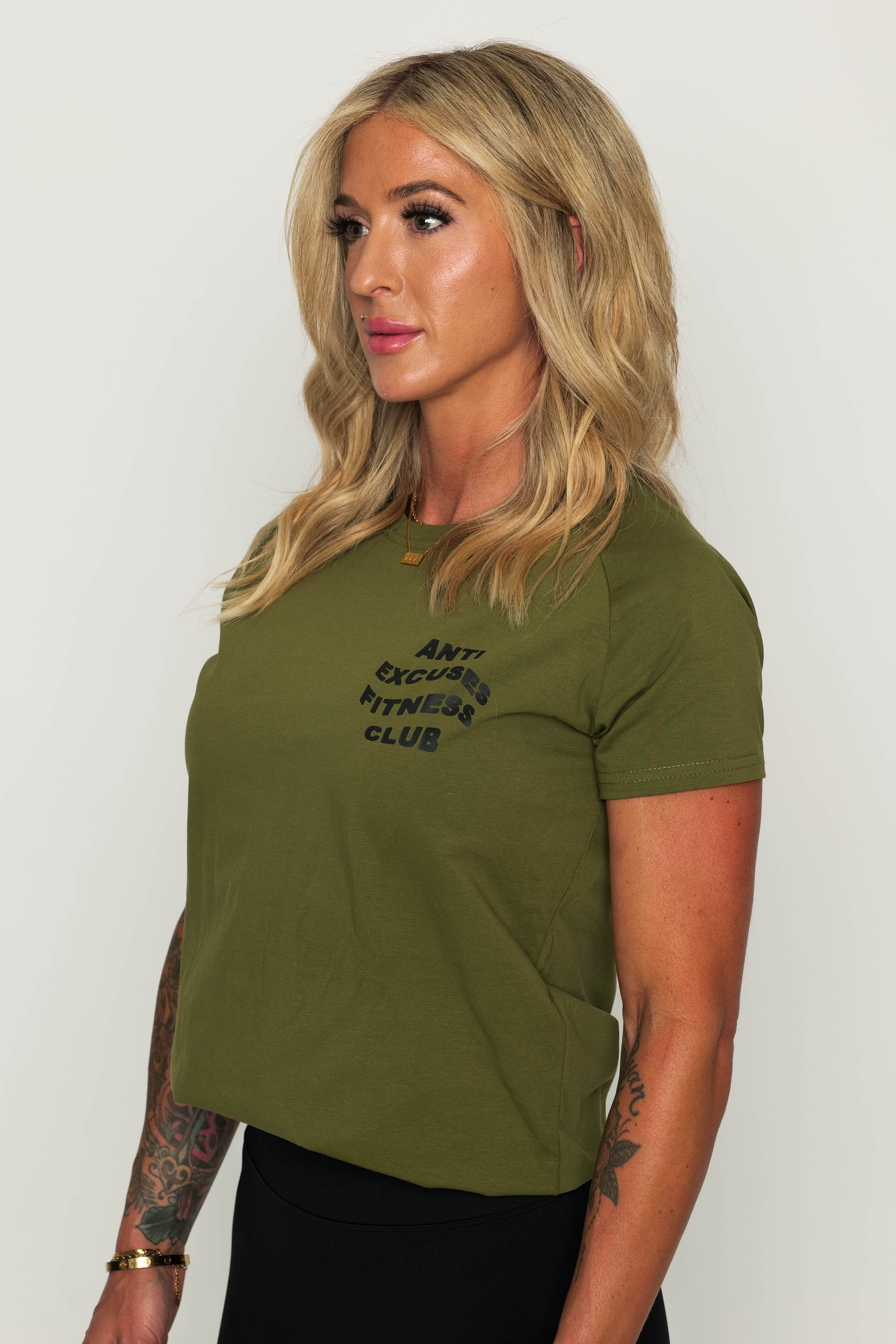 T-SHIRT - Anti Excuses Fitness Club