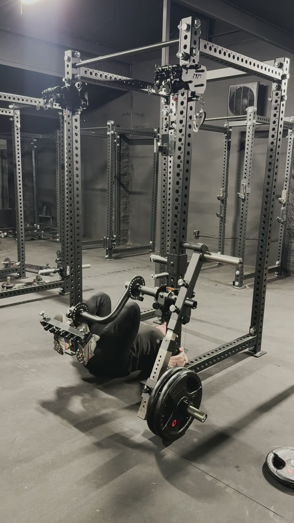 The Lock-N-Float Curl/Dip Attachment
