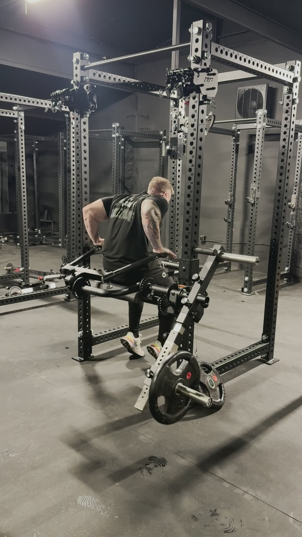 The Lock-N-Float Curl/Dip Attachment